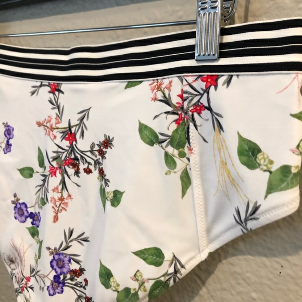 ATHLETA Gold Coast Floral Bottom - Picture 5 of 6